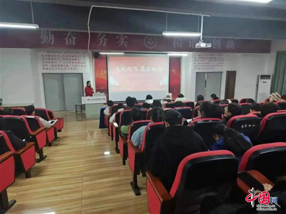 拓宽就业渠道 力促精准就业——四川文化传媒职业学院多措并举促进2024届毕业生更好(图6)